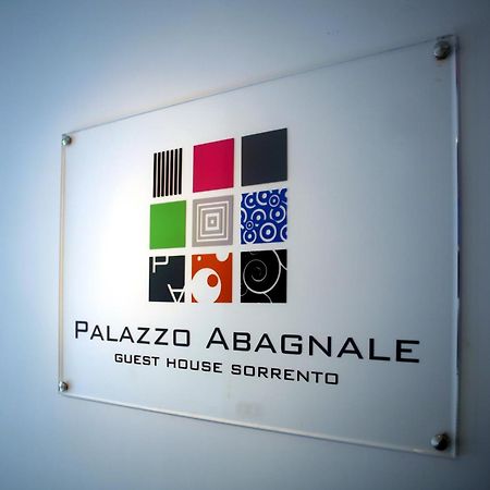 Palazzo Tritone & Abagnale Bed and Breakfast Sorrento Buitenkant foto