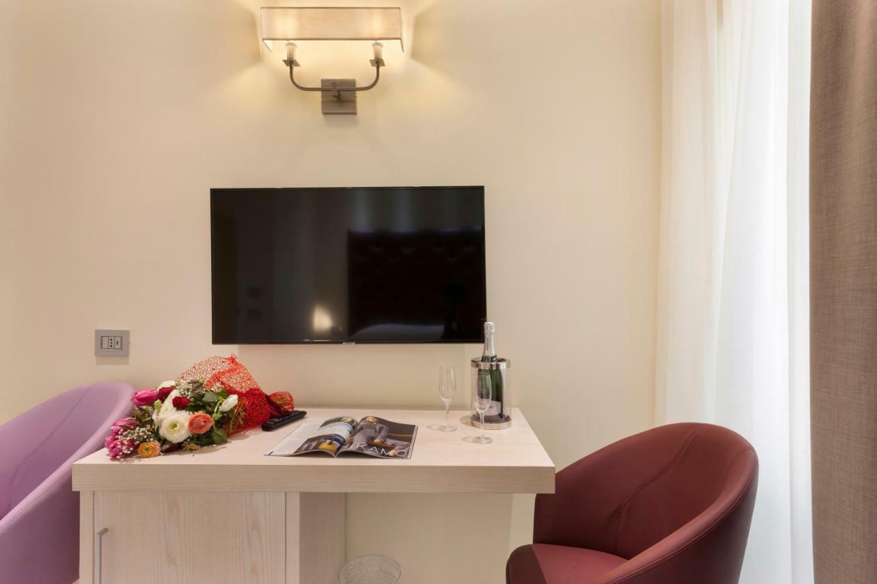 Palazzo Tritone & Abagnale Bed and Breakfast Sorrento Buitenkant foto